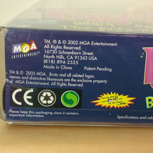 Bratz Beach Party Yasmin Doll 2002 Limited Edition NIB MGA Free Poster Vintage - Picture 11 of 12